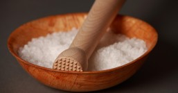 奥氏体型不锈钢：解析食品级不锈钢的真面目